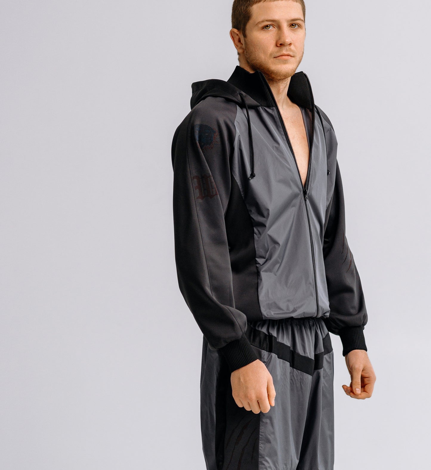 Weight Kille Gray Haze Sport Suit