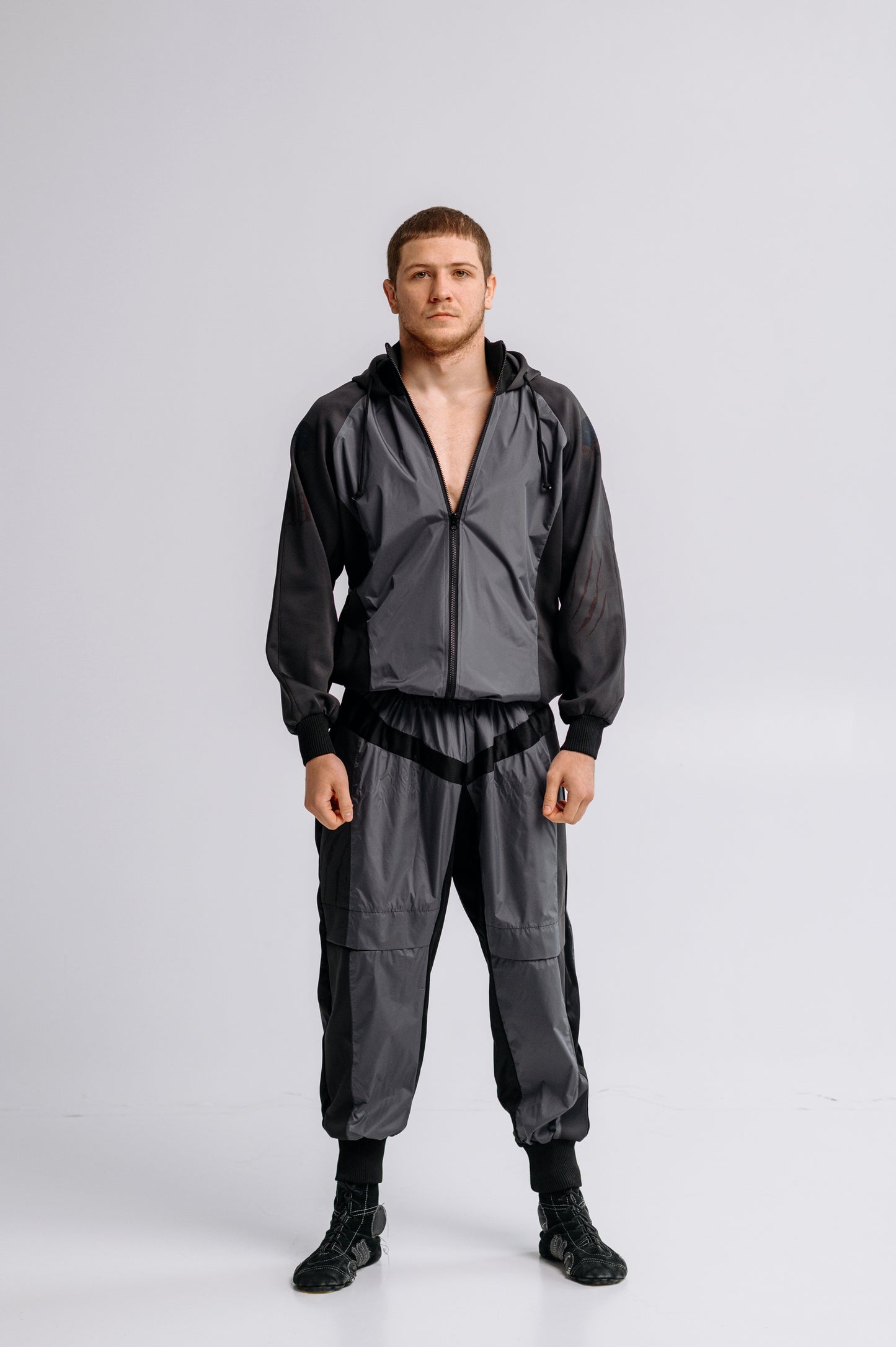 Weight Kille Gray Haze Sport Suit