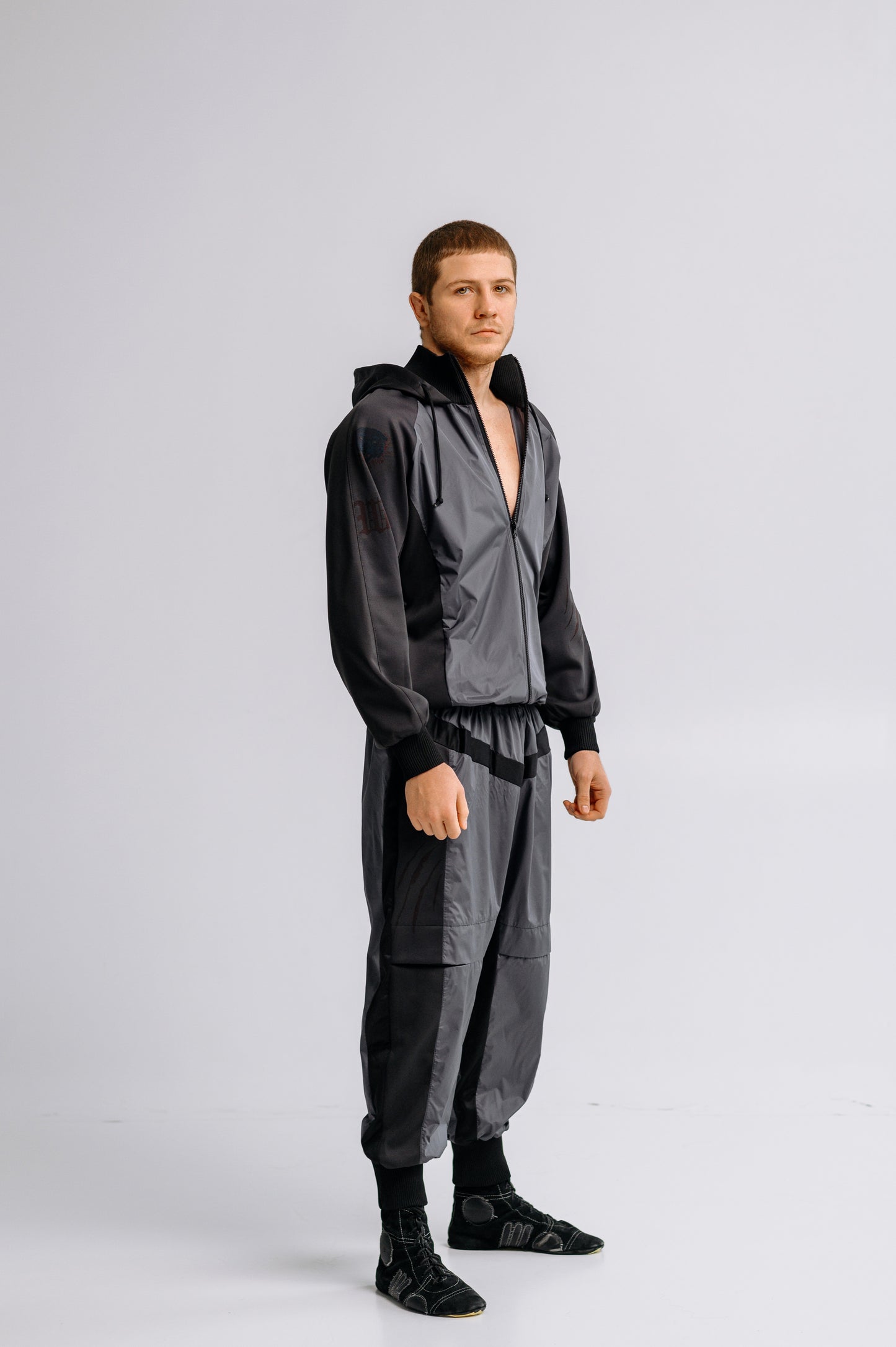 Weight Kille Gray Haze Sport Suit