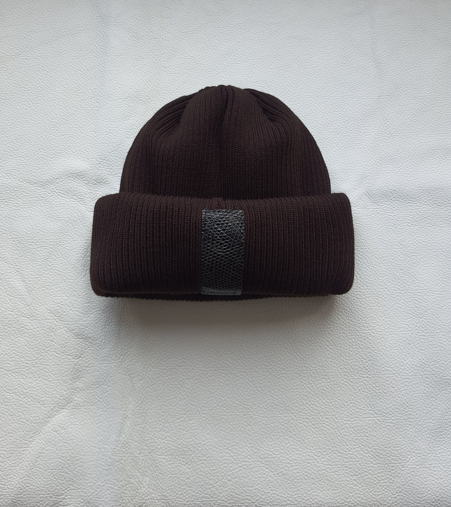 KLLRS ACRYLIC & BLACK IGUANA GENUINE LEATHER HAT